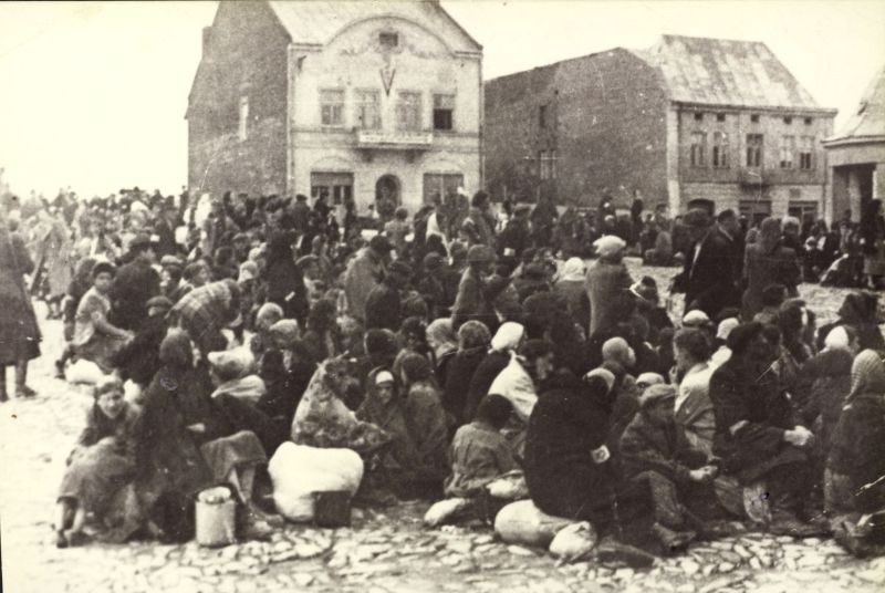 File:4.1-Holocaust-16.jpg