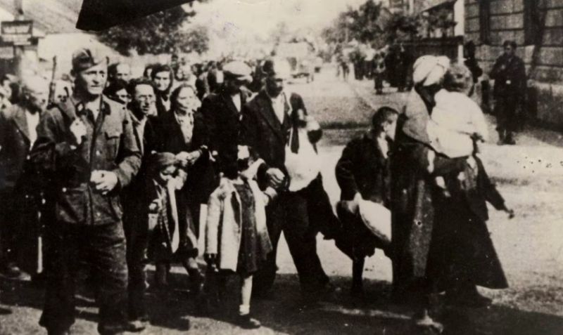 File:4.1-Holocaust-14.jpg