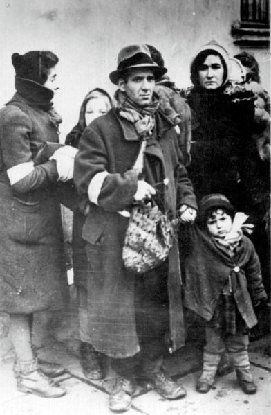 File:4.1-Holocaust-11.jpg